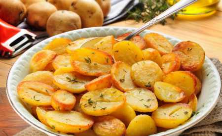 Pečené brambory s tymiánem