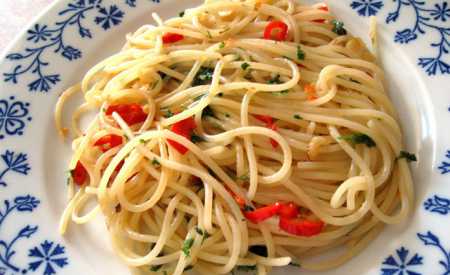 Bleskové špagety olio e aglio