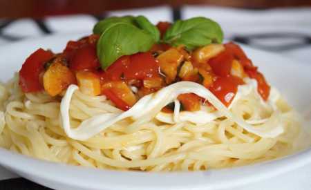 Spaghetti al pomodoro