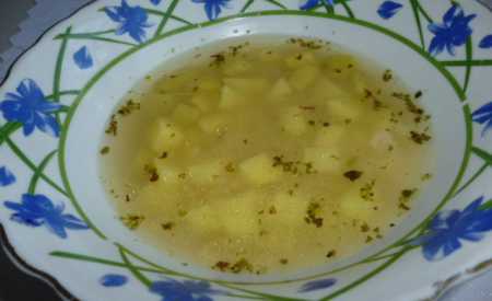 Česneková polévka s krupkami